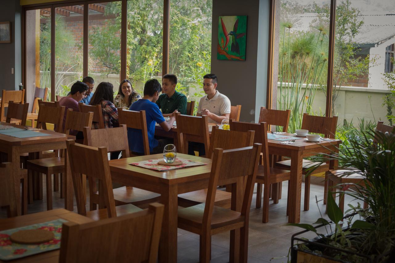 Ilalo Garden Hotel & Restaurant Кито Екстериор снимка