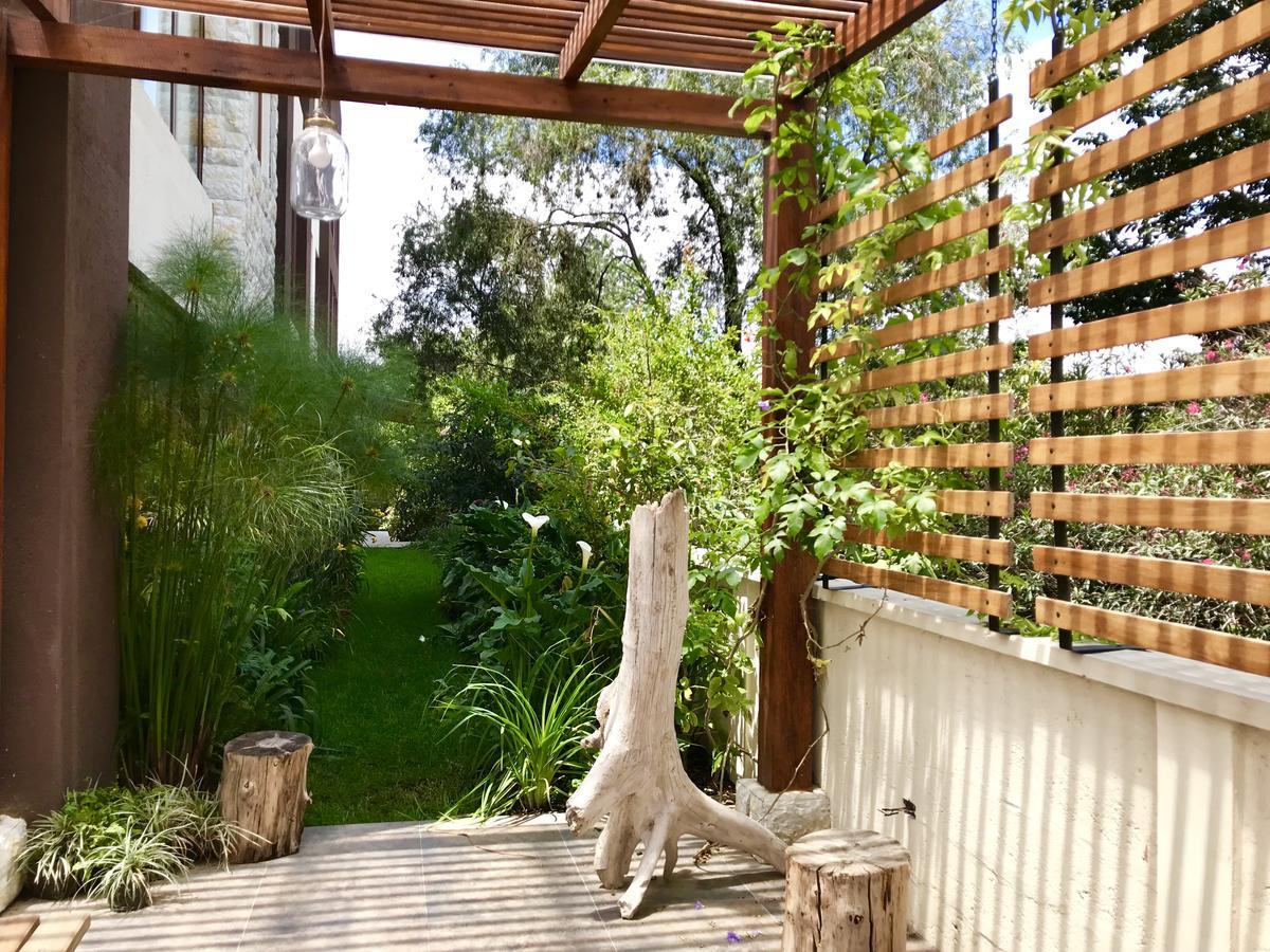 Ilalo Garden Hotel & Restaurant Кито Екстериор снимка