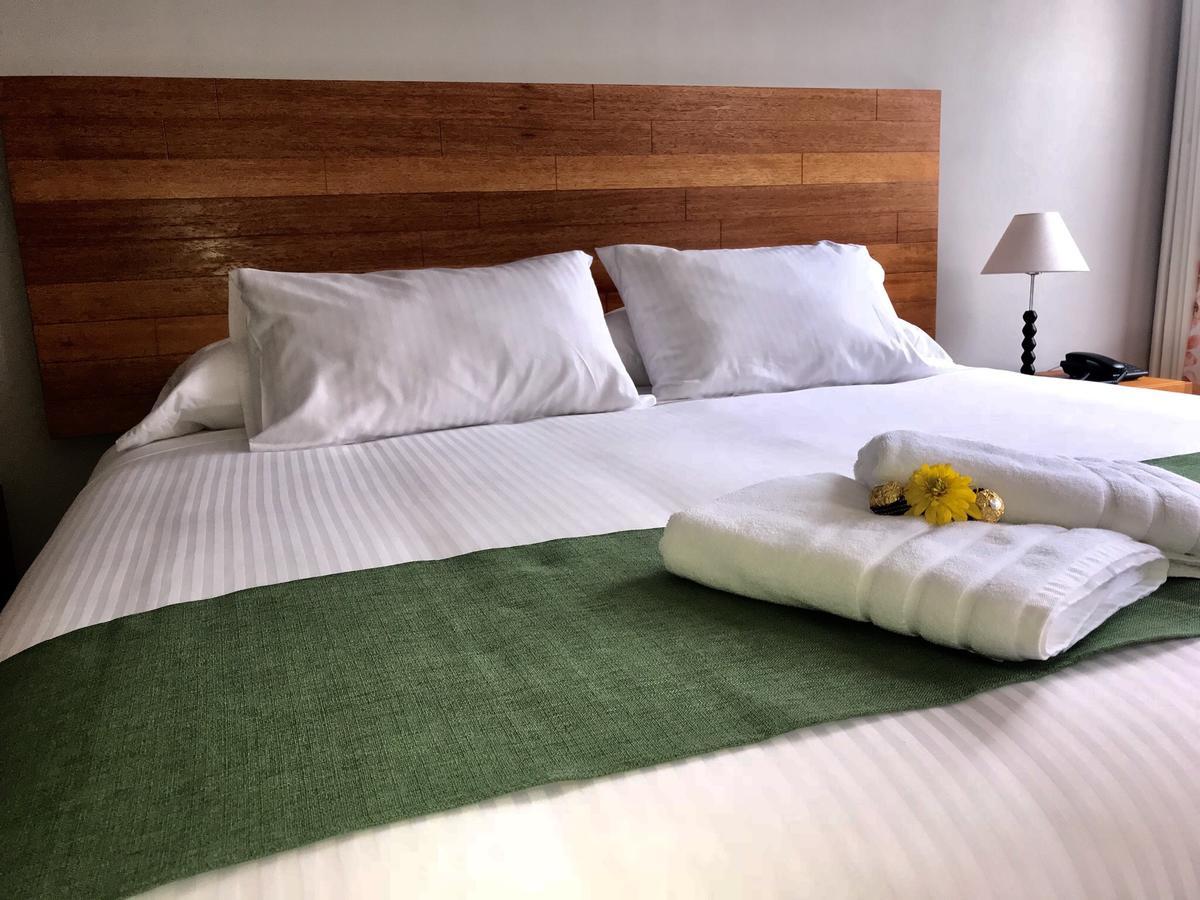 Ilalo Garden Hotel & Restaurant Кито Екстериор снимка