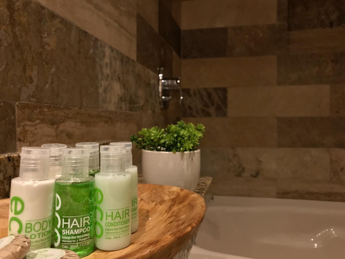 Ilalo Garden Hotel & Restaurant Кито Екстериор снимка